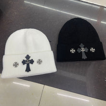 CHH  Heart Beanie Knitted Hat Autumn/Winter Male Female